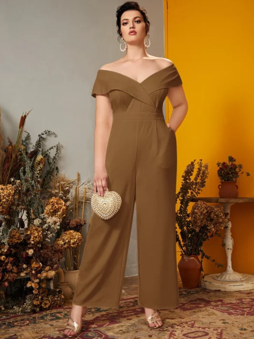 jumpsuits color café; 14 Jumpsuits para olvidarte del clásico vestido de graduación